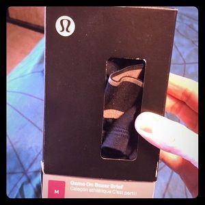 Men’s LuluLemon Boxer Brief (size M)